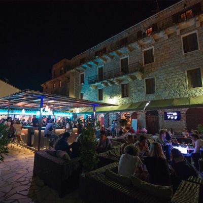 Porto Vecchio le soir
