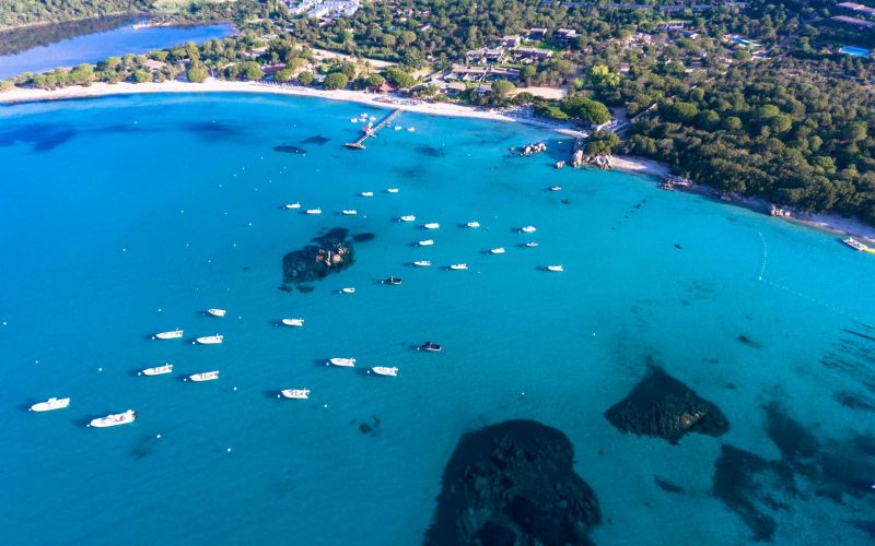 La plage de Santa Giulia
